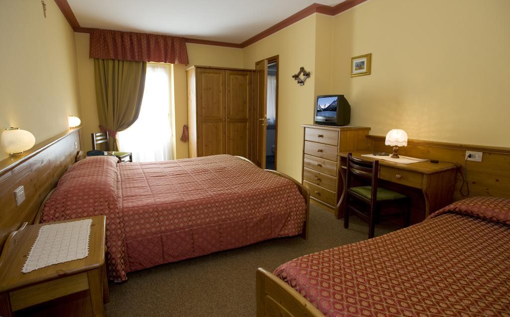 Hotel I Rododendri Valfurva Pokój zdjęcie