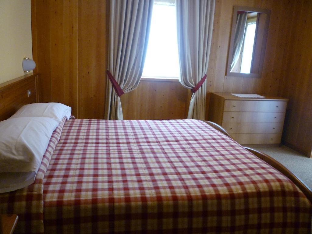 Hotel I Rododendri Valfurva Pokój zdjęcie